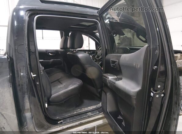 5TFCZ5AN5KX209769 2019 TOYOTA TACOMA Black Widok naklejki z numerem VIN