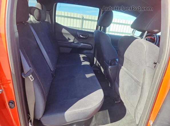5TFCZ5AN6HX053282 2017 TOYOTA TACOMA Orange 