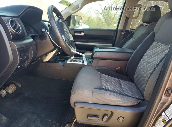 5TFDW5F16KX832143 2019 TOYOTA TUNDRA Угольный Вид салона спереди