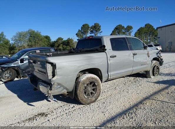 5TFDW5F17JX759119 2018 TOYOTA TUNDRA Gray Trasero derecho