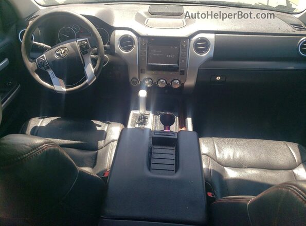 5TFDW5F19HX585192 2017 TOYOTA TUNDRA Tan Vista del salpicadero