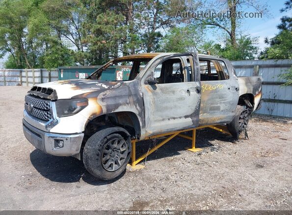 5TFDY5F10LX875047 2020 TOYOTA TUNDRA White Vista tres cuartos delantera izquierda