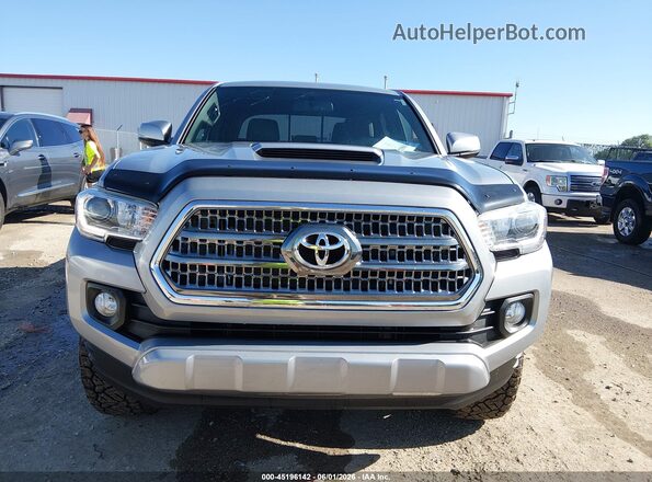 5TFDZ5BN3HX021151 2017 TOYOTA TACOMA Silver Vista del cuadro de instrumentos
