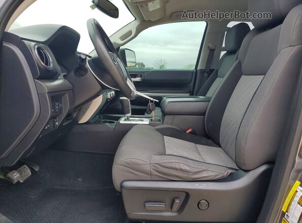 5TFEM5F16GX097326 2016 TOYOTA TUNDRA Gray Widok wnętrza z przodu