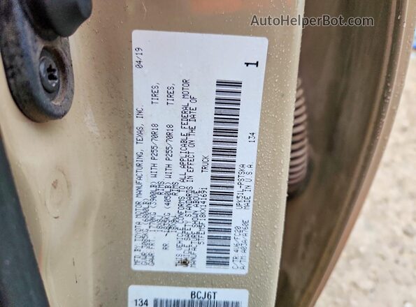 5TFEM5F18KX141691 2019 TOYOTA TUNDRA Tan Շարժիչի բաժամունքի տեսք