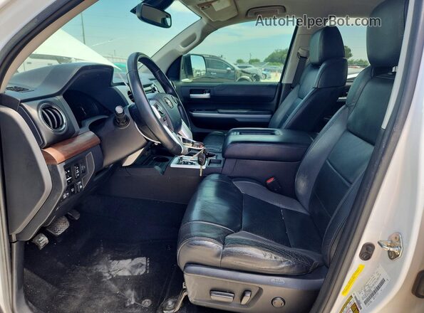 5TFFY5F13JX231158 2018 TOYOTA TUNDRA White 