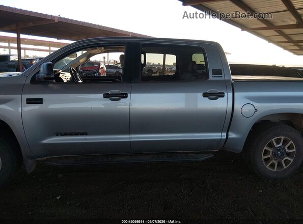 5TFHY5F12KX780618 2019 TOYOTA LIMITED Gray 