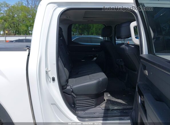 5TFJC5AB9NX001493 2022 TOYOTA LIMITED White VIN կոդի պիտակի տեսք