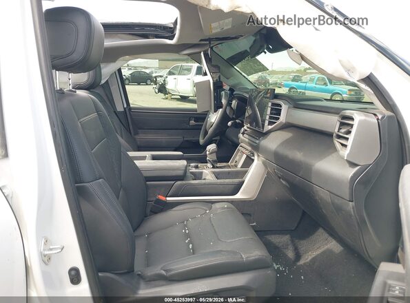 5TFJC5DB9PX017448 2023 TOYOTA TUNDRA HYBRID White წინა სალონის ხედი