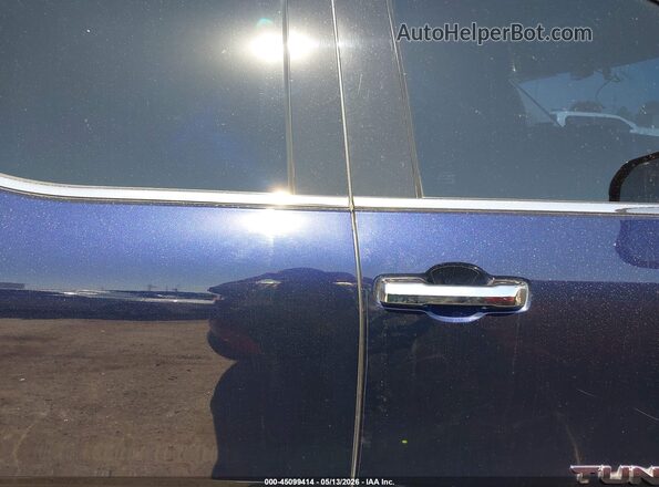 5TFJC5EC7PX004169 2023 TOYOTA LIMITED Navy Սալոնի հետևի տեսք