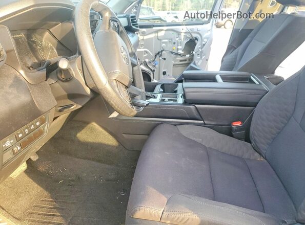 5TFKB5DB5RX175974 2024 TOYOTA TUNDRA Серый Вид салона спереди