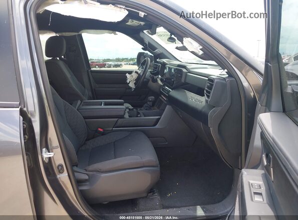 5TFLA5AB7TX052759 2026 TOYOTA TUNDRA Gray Widok wnętrza z przodu