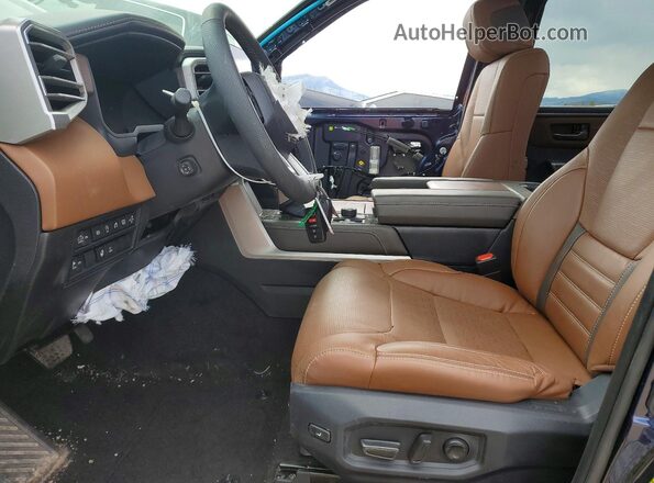 5TFMA5EC6TX049732 2026 TOYOTA TUNDRA Синий Вид салона спереди