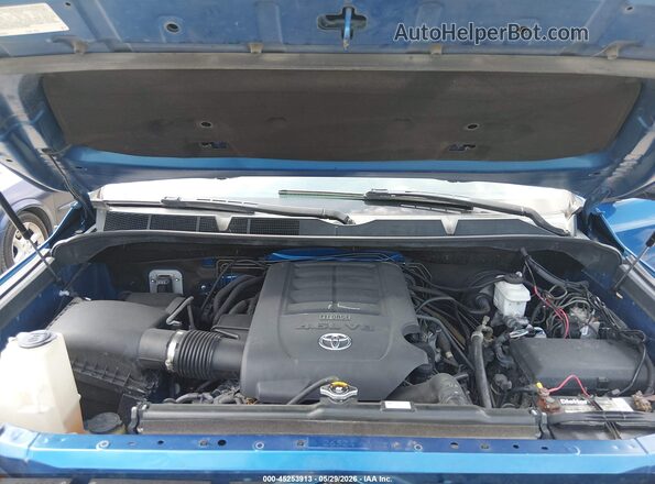 5TFRM5F1XHX111859 2017 TOYOTA TUNDRA Blue Вид ззаду