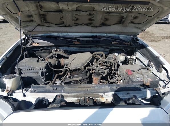 5TFRX5GN0JX111562 2018 TOYOTA TACOMA White Vista trasera
