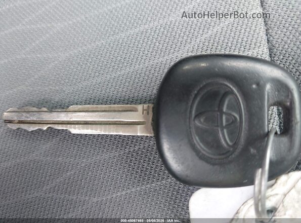 5TFRX5GN2HX075352 2017 TOYOTA TACOMA Белый Вид панели приборов