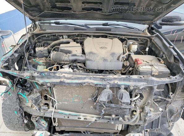 5TFSZ5AN6HX083619 2017 TOYOTA TACOMA Black 