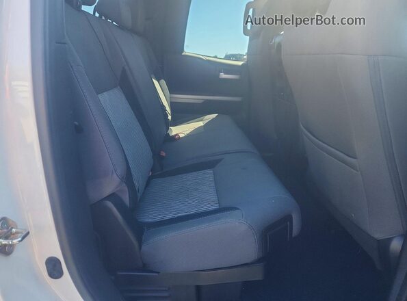 5TFUY5F15HX613595 2017 TOYOTA TUNDRA White უკანა სავარძლების ხედი