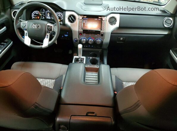 5TFUY5F1XMX049341 2021 TOYOTA TUNDRA Gray Widok deski rozdzielczej
