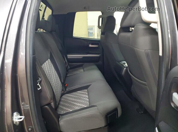 5TFUY5F1XMX049341 2021 TOYOTA TUNDRA Gray Widok tylnych siedzeń