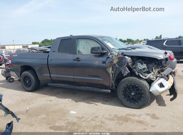 5TFUY5F1XMX960186 2021 TOYOTA TUNDRA Gray Widok wnętrza z tyłu
