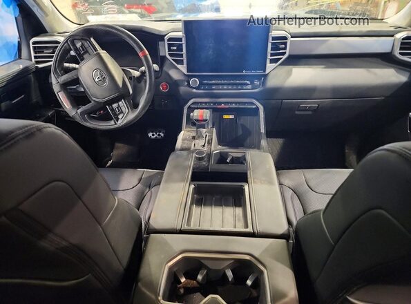 5TFWC5EC8RX005629 2024 TOYOTA TUNDRA Gray Widok deski rozdzielczej