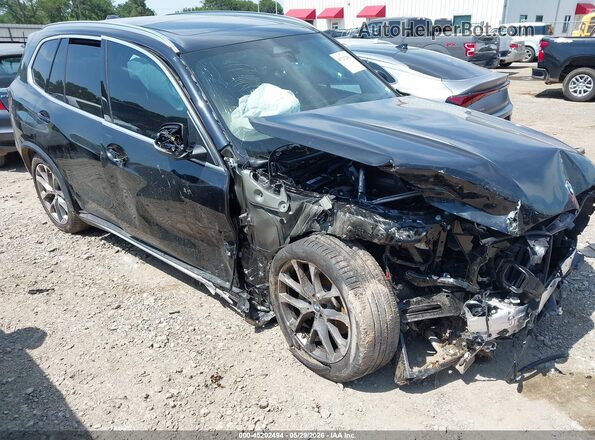 5UX13EU02S9W72707 2025 BMW X5 Black Vista frontal