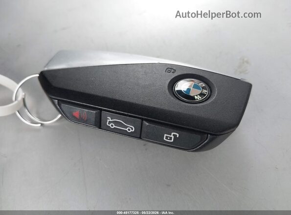 5UX13EU06R9U87117 2024 BMW X5 Black Vista del salpicadero