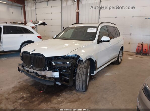 5UX23EM02T9300600 2026 BMW X7 White Вид спереду