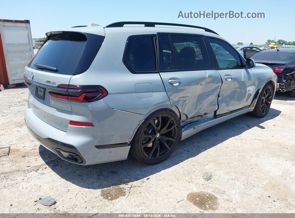5UX23EM03R9V45818 2024 BMW X7 Light Blue 