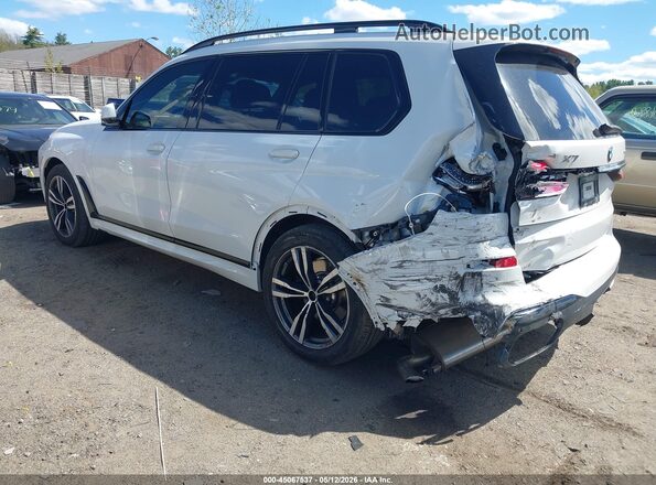5UX23EM03T9048873 2026 BMW X7 White Trasero izquierdo
