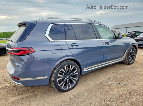 5UX23EM04S9Z67165 2025 BMW X7 Blue Rear right