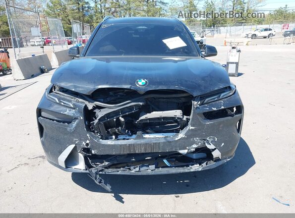 5UX23EM07S9W65594 2025 BMW X7 Black Vista frontal