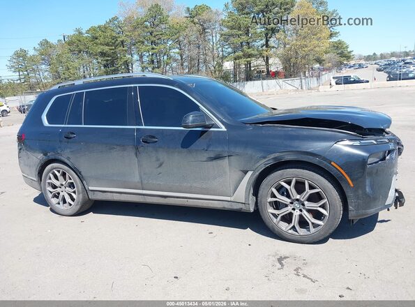 5UX23EM07S9W65594 2025 BMW X7 Black Vista interior trasera