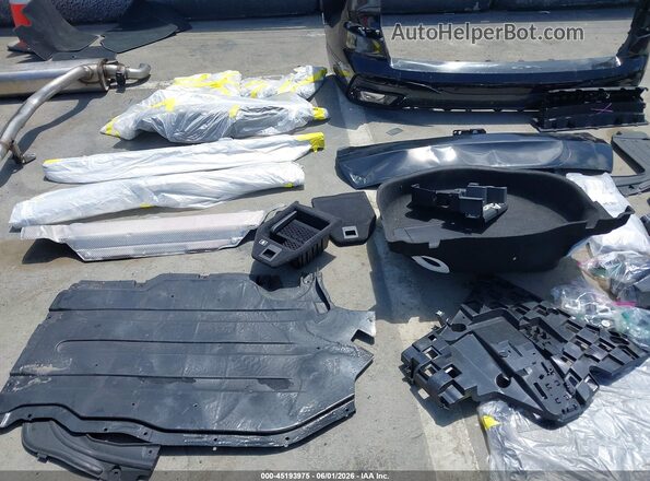 5UX23EM0XT9235964 2026 BMW X7 Black 