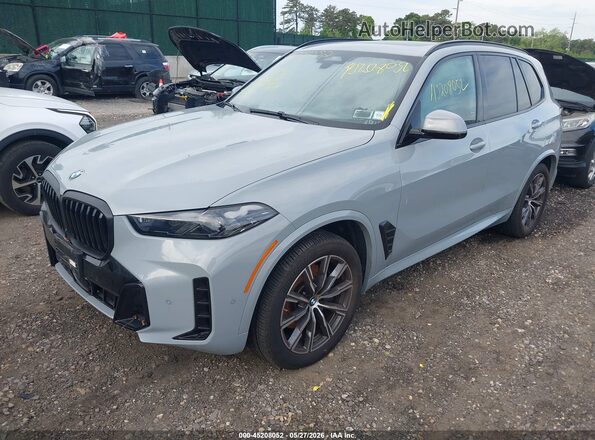 5UX23EU00S9Y30448 2025 BMW X5 Gray Przód lewy