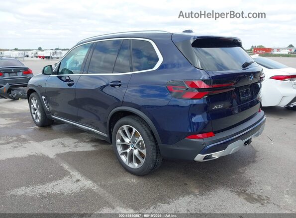 5UX23EU02T9218608 2026 BMW X5 Blue Tył lewy