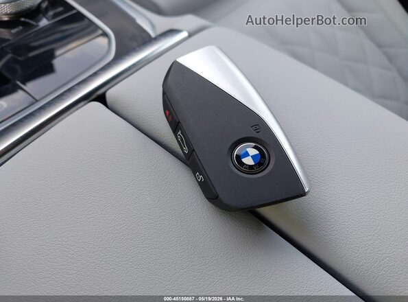 5UX23EU02T9218608 2026 BMW X5 Blue Widok deski rozdzielczej