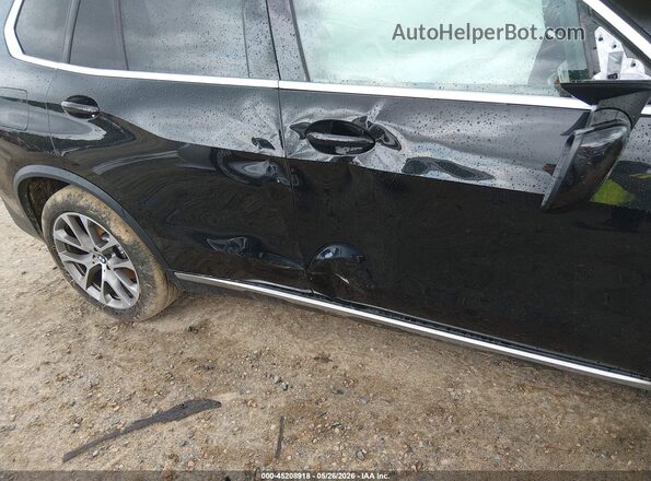 5UX23EU06R9T73946 2024 BMW X5 Black Widok z przodu