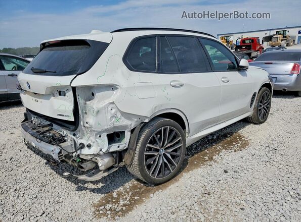 5UX23EU08R9S25684 2024 BMW X5 White Trasero derecho