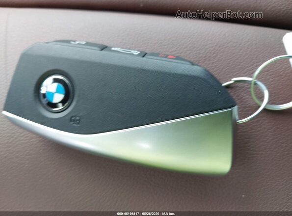 5UX23EU09S9Y86985 2025 BMW X5 Белый Вид панели приборов