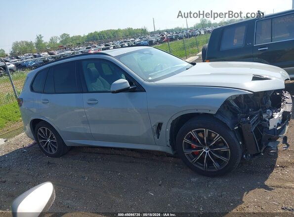 5UX23EU0XR9S62848 2024 BMW X5 Light Blue Rear interior view