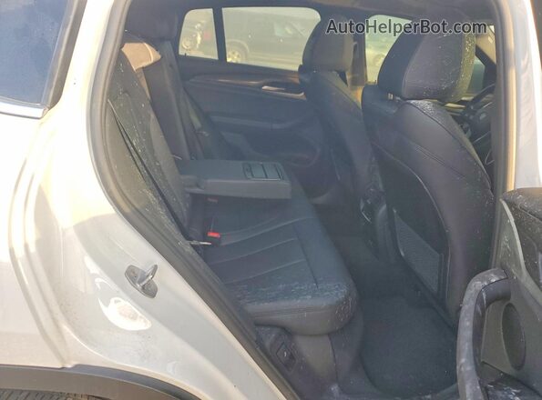 5UX2V1C09L9B97649 2020 BMW X4 White Widok tylnych siedzeń