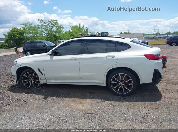 5UX33DT02P9T28273 2023 BMW X4 White 360 interior view