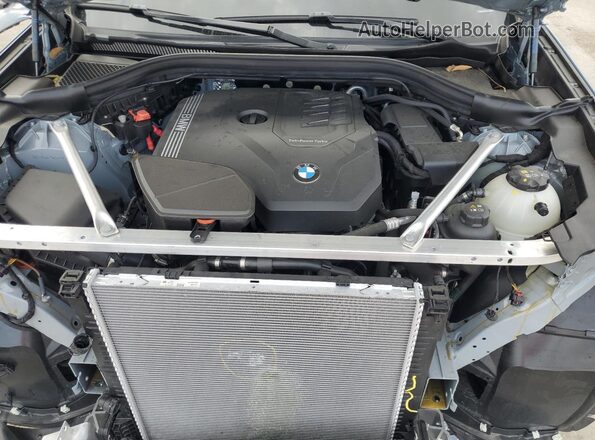 5UX33DT03S9033790 2025 BMW X4 Silver Widok komory silnika