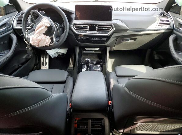 5UX33DT06P9R31386 2023 BMW X4 Red Вид панелі приладів