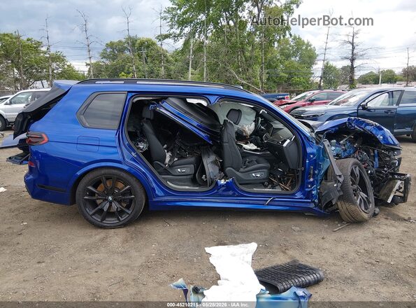 5UX33EM00R9T36170 2024 BMW X7 Blue Вид щитка приладів