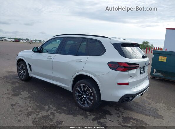 5UX33EU05R9T28758 2024 BMW X5 White Rear left