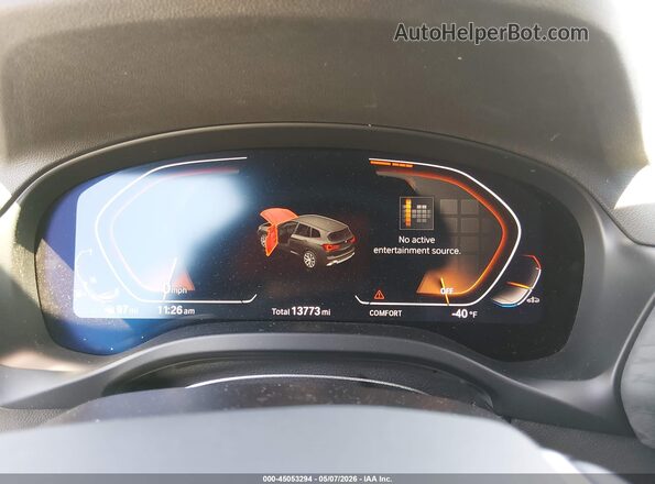 5UX43DP00R9T98923 2024 BMW X3 Белый Вид задних сидений