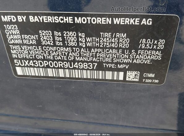 5UX43DP00R9U49837 2024 BMW X3 Blue Vista del compartimento del motor